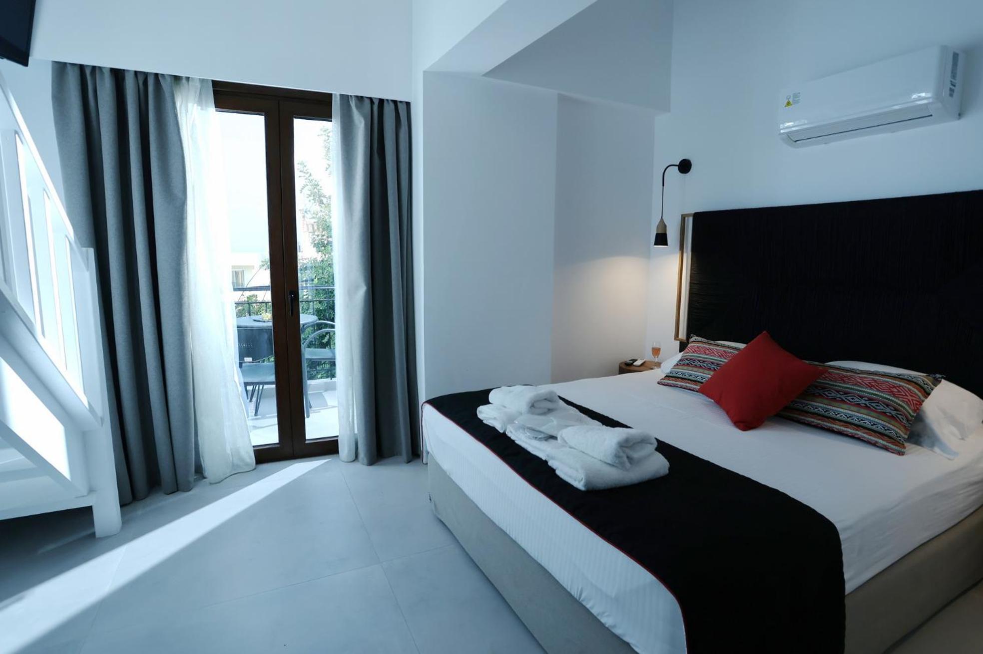 Yianna Hotel Skála Екстериор снимка