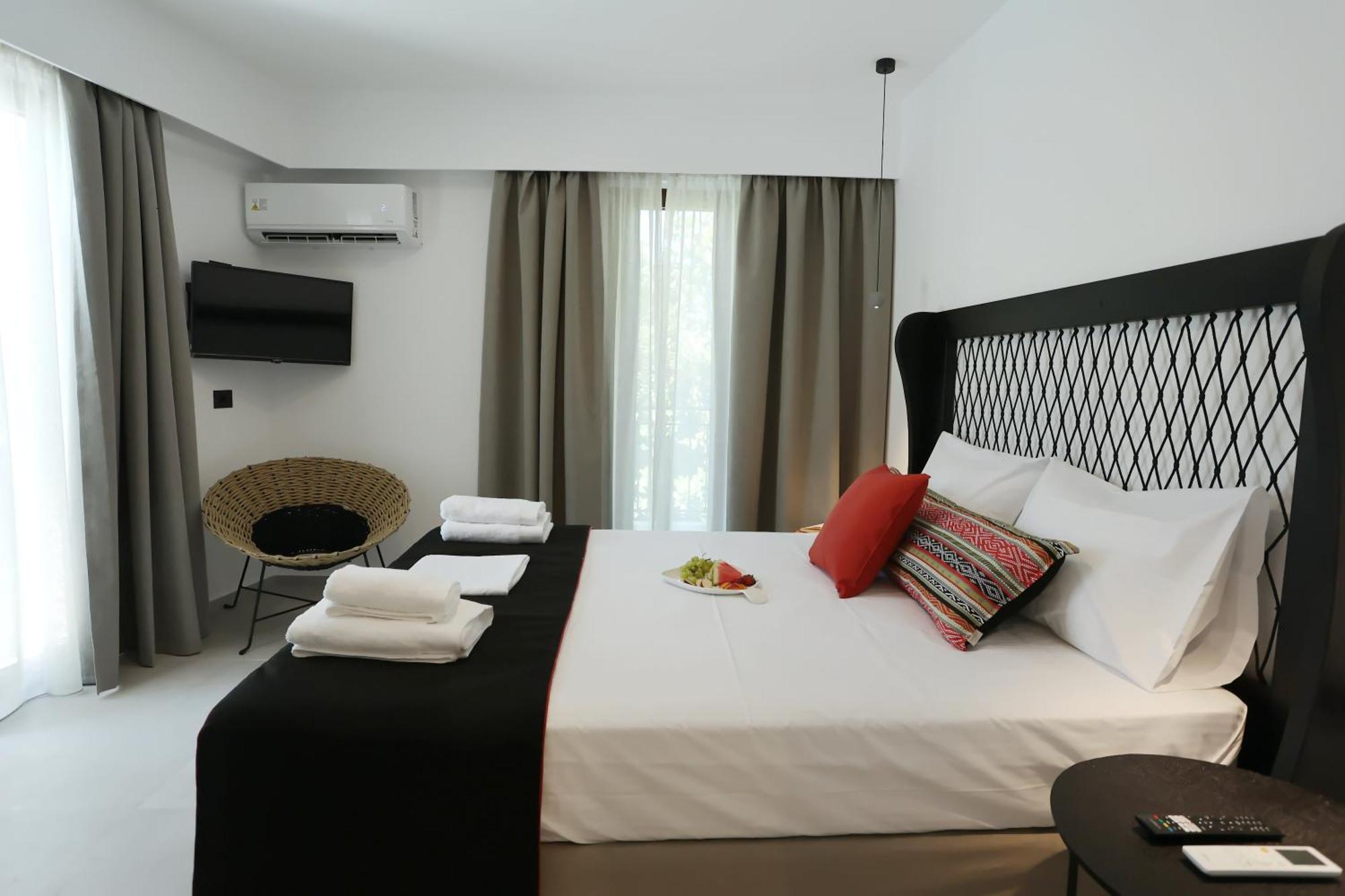 Yianna Hotel Skála Екстериор снимка