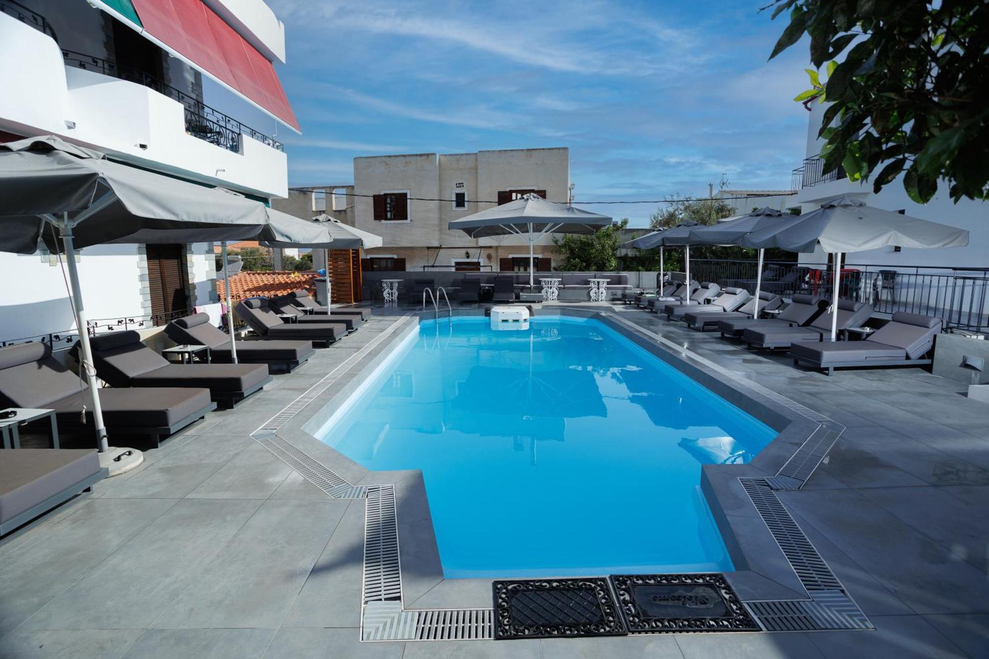 Yianna Hotel Skála Екстериор снимка
