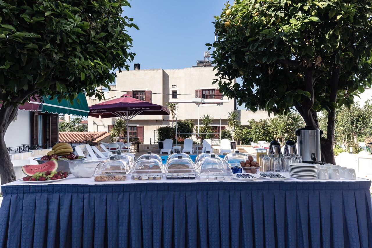 Yianna Hotel Skála Екстериор снимка